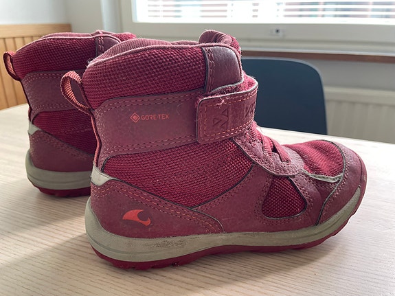 Viking lasten goretex-talvikengät koko 31 punainen