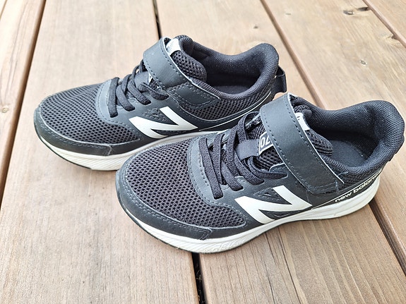 Lasten lenkkarit New Balance koko 29