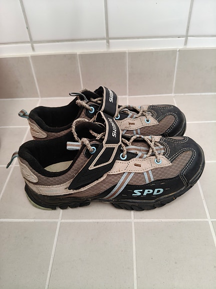 Shimano SM-SH56 klosseilla