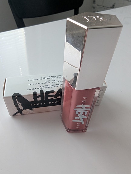 Huulikiilto Fenty Heat