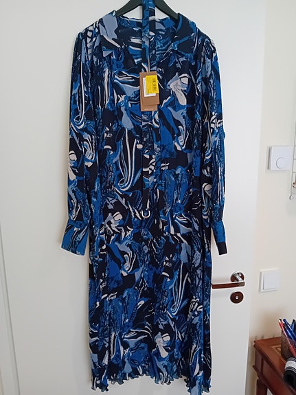 Hugo Boss mekko