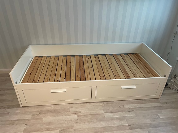 IKEA brimnes sänky