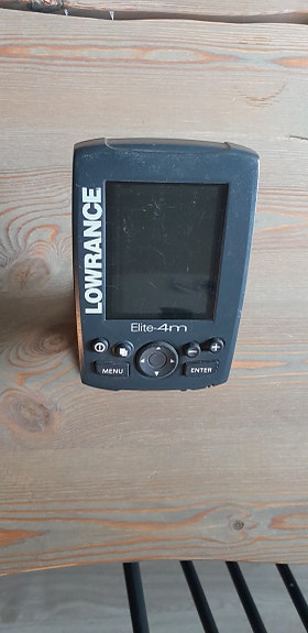 Lowrance Elite-4m kaikuluotain / plotteri