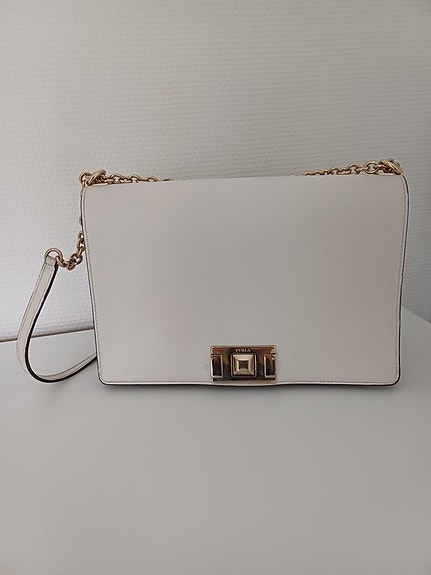Furla laukku