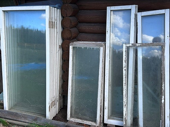 Annetaan vanhoja ikkunoita vaikka kasvilavaan