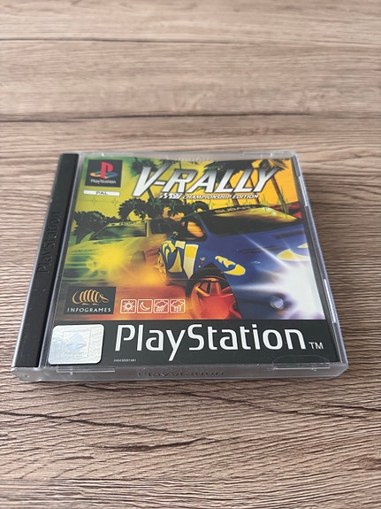 V-Rally PlayStation peli
