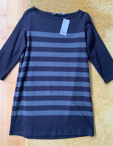 Uniqlo tunika / pitkä t-paita, 100 % puuvilla, UUSI, M