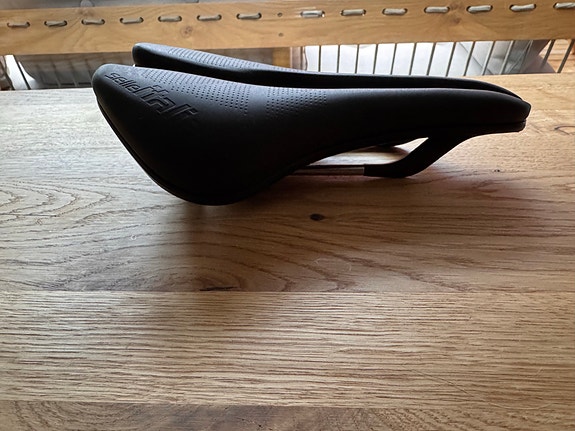 Selle Italia Model X Comfort plus satula 145mm