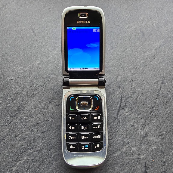 Nokia 6131