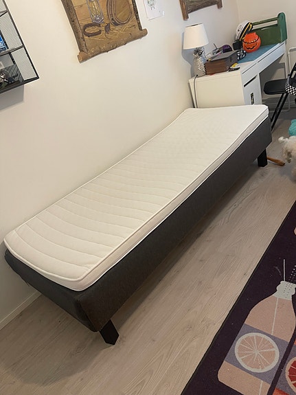 Yhden hengen runkopatjasänky 80x200 cm harmaa