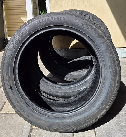 Kesärenkaat KUMHO Ecsta PS71 SUV