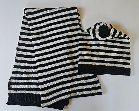 Marimekko kaulahuivi ja pipo