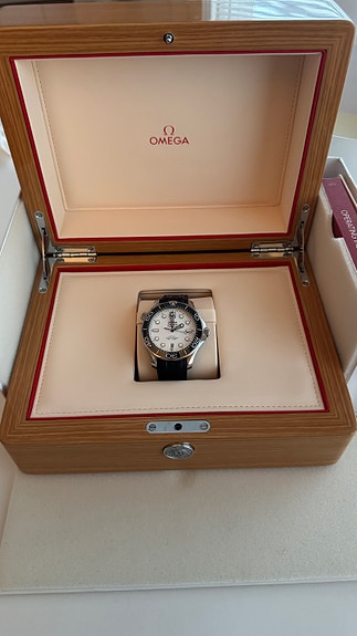 Omega Seamaster Diver 300m