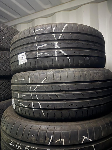 Renkaat 215/50/17 continental 2 kpl 6mm   EK
