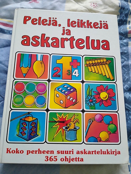Pelejä, leikkejä ja askartelua - koko perheen askartelukirja