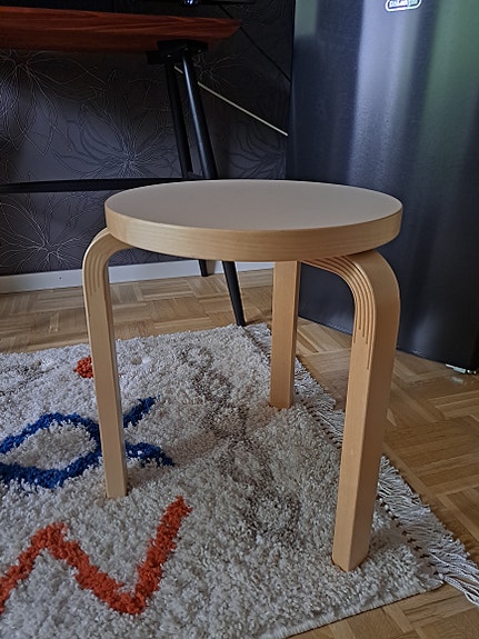 Artek 60 jakkara