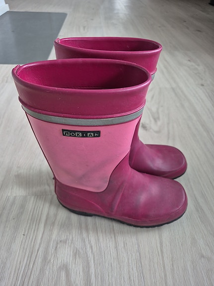 Nokian kumisaappaat 32