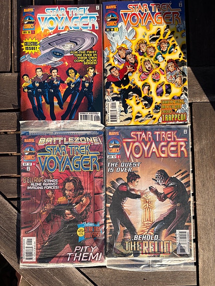 Star Trek: Voyager sarjakuvan numerot 1 - 2, 8 ja 9