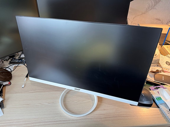 Acer 24" full hd näyttö