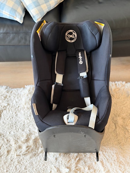 Cybex turvaistuin, musta