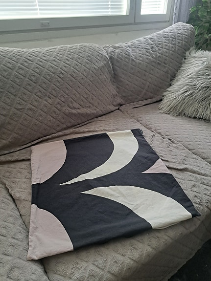 Marimekko kaivo koristetyynyliina