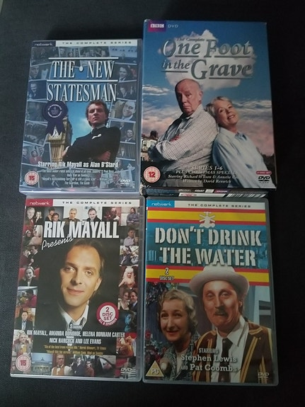 Import DVD Sarjat
