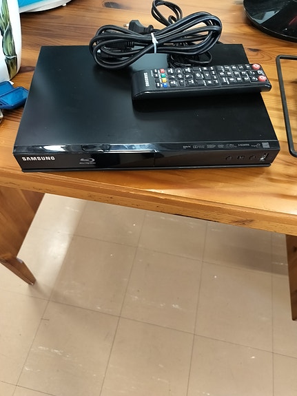 Samsung Blu-ray/DVD-soitin musta