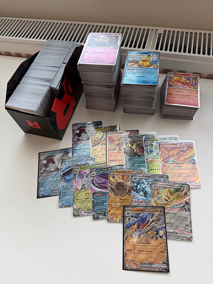 Pokemon Destined Rivals kortteja