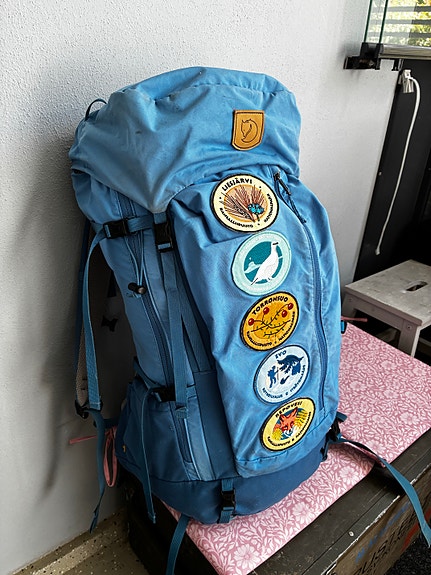 Fjällräven Abisko Friluft 45 W rinkka + sadesuoja