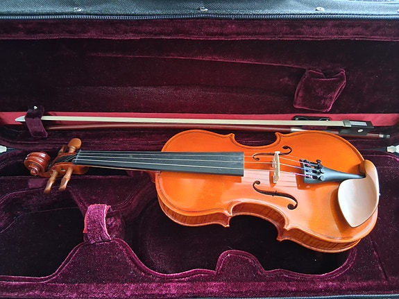 1/8 viulu Abertone (Suomi Finland)