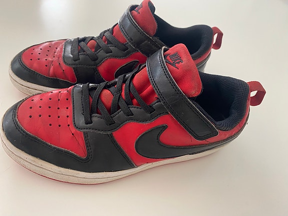 Nike tennarit 35