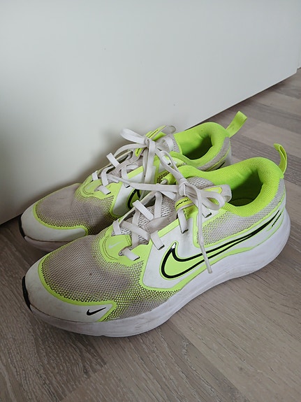Nike juoksukengät 38
