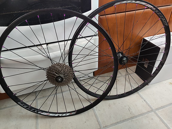 Subzero 26" levyjarru vanteet