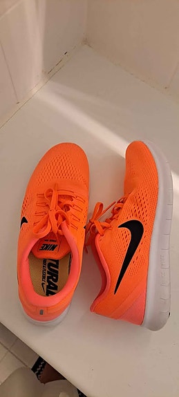 Nike free lenkkarit