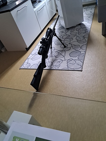 Kivääri sauer 100 30-06