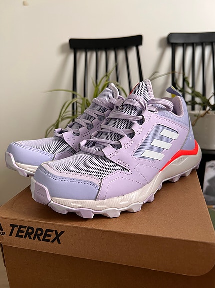 Uudet Adidas terrex trail - juoksukengät