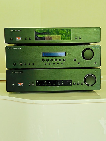 Cambridge Audio CXA80, CXUHD & SR20