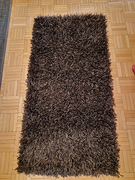 Ruskea matto 120x60