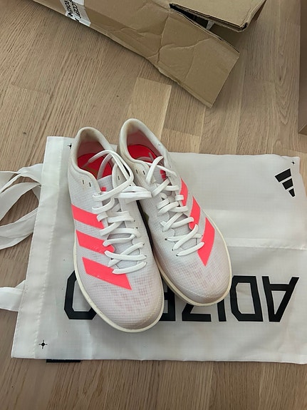 Adidas adizero piikkarit