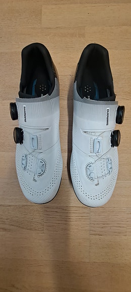 SHIMANO RC 7 maantiekengät