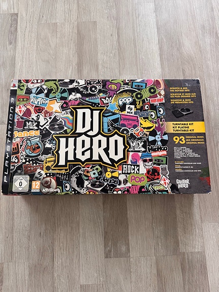 DJ Hero -peli ja DJ-ohjain PlayStation 3:lle