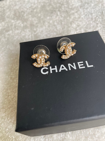 Chanel CC -korvakorut