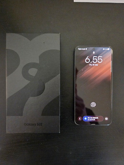 Samsung Galaxy S22 256Gt musta