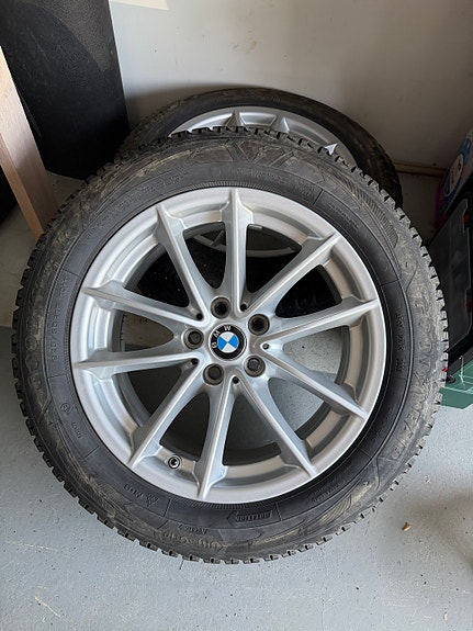 BMW alumiinivanteet nastarenkailla
