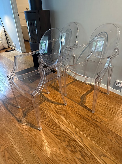 Kartell Louis Ghost tuoli läpinäkyvä Philippe Starck
