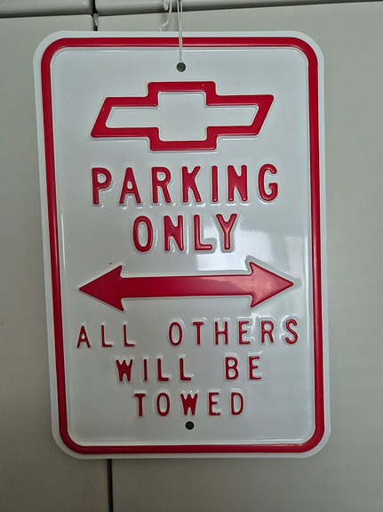 Chevrolet Parking Only -kyltti metallia