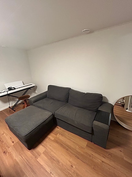 IKEA KIVIK - sarjan divaani + rahi