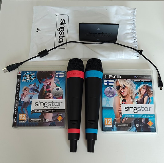 Singstar PS3 langattomat mikrofonit ja PS3-pelit