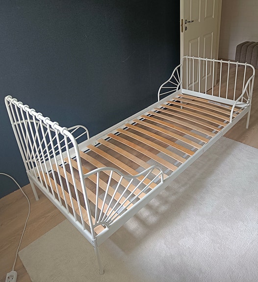 Ikea Minnen jatkettava sänky+sälepohja