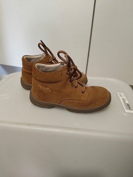 24 superfit kengät